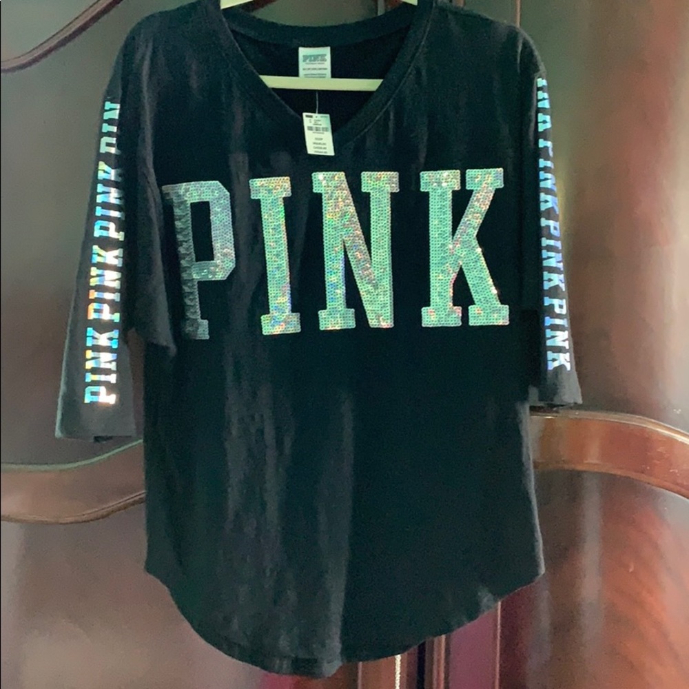 PINK VS SHIRT SIZE: XS